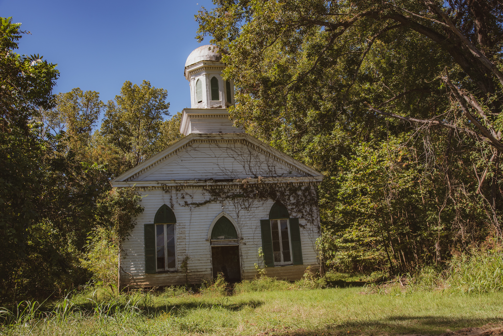 Finding the Ghost Town of Rodney, Mississippi Buddha Drinks Fanta